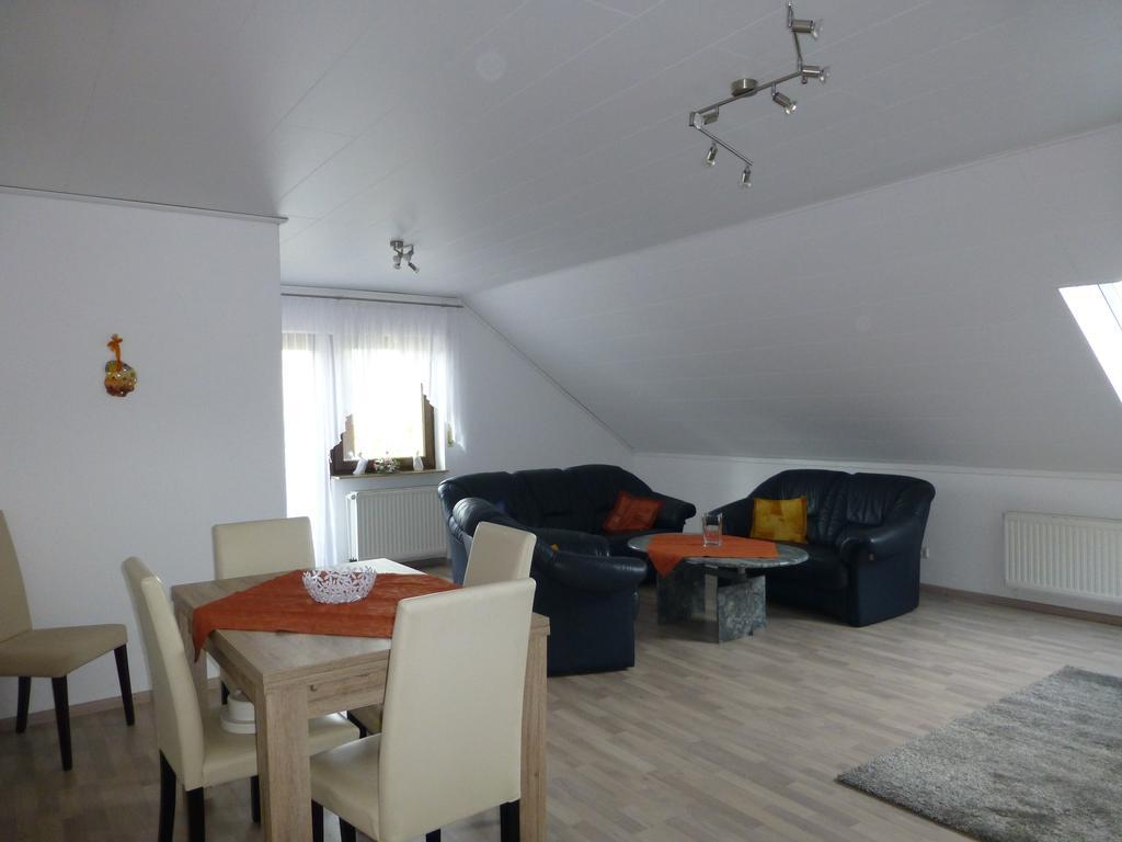 Ferienwohnung Irmgard Und Ferienwohnung Gerlinde Waldbrunn  Δωμάτιο φωτογραφία